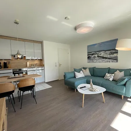 Вилла Appartementhaus Mit Balkon 300 M Bis Zum Vg Гёрен