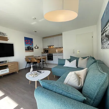 Вилла Appartementhaus Mit Balkon 300 M Bis Zum Vg Гёрен