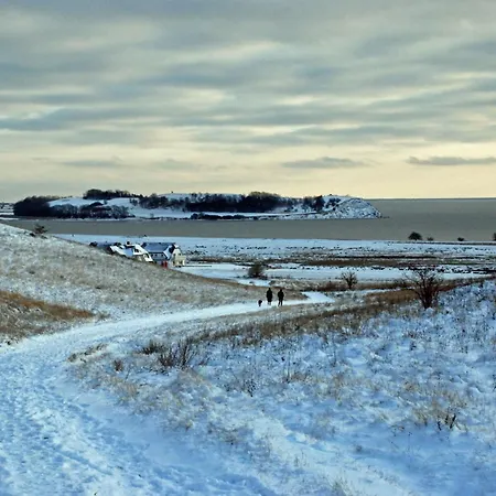 Appartementhaus Mit Balkon 300 M Bis Zum Vg Вилла Гёрен