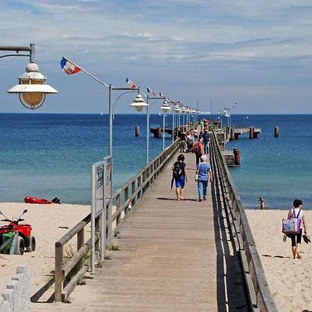 Appartementhaus Mit Balkon 300 M Bis Zum Vg Вилла Гёрен