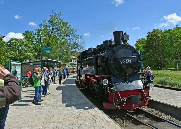 Villa Appartementhaus Mit Balkon 300 M Bis Zum Vg *