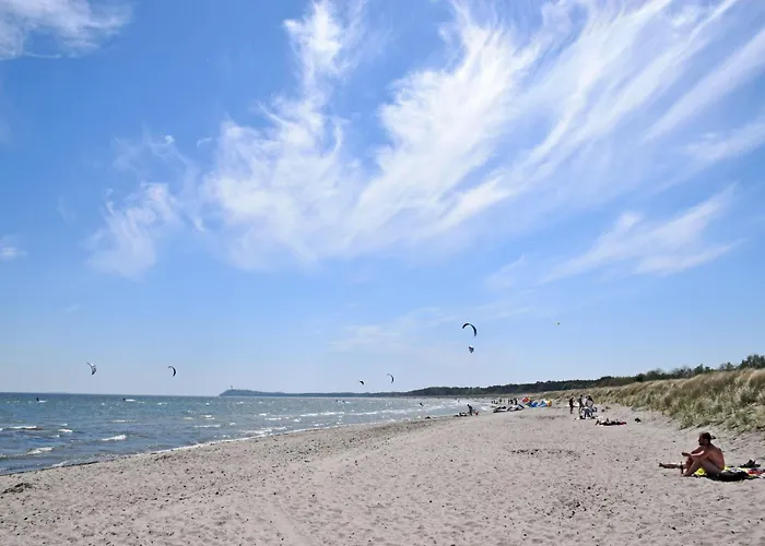 Appartementhaus Mit Balkon 300 M Bis Zum Vg Villa Goehren (Ruegen)